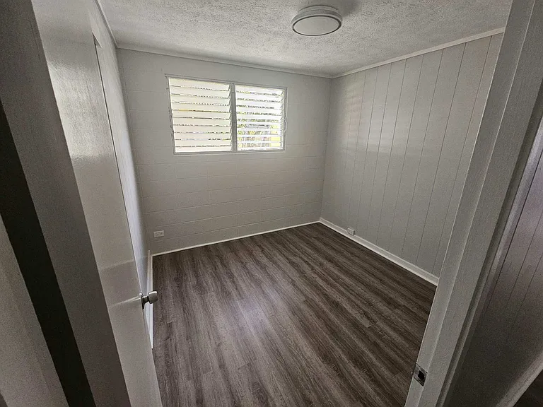 635A Analu St #1 — Photo 5