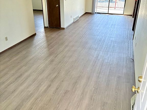 2nd image of 2366 W 18th St