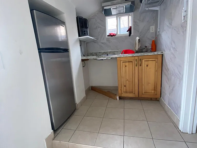 1799 S Main St #B — Photo 3