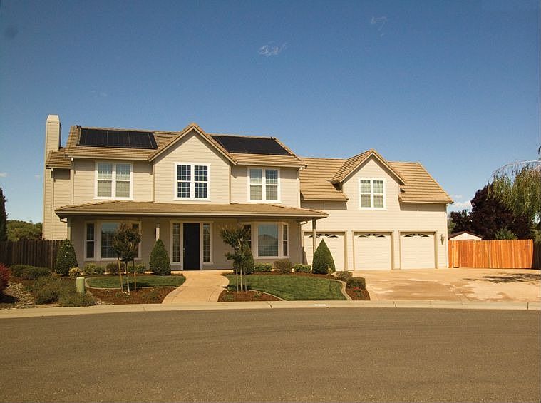1st image of 401 Malaga Ct