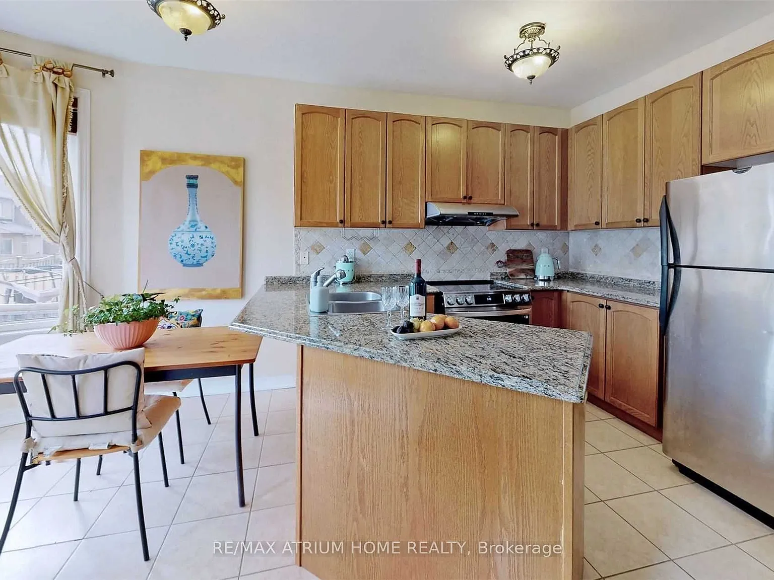 3 bed, $3,350 — Photo 4