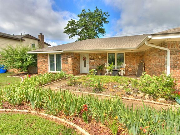 5th image of 436 Claremont Dr
