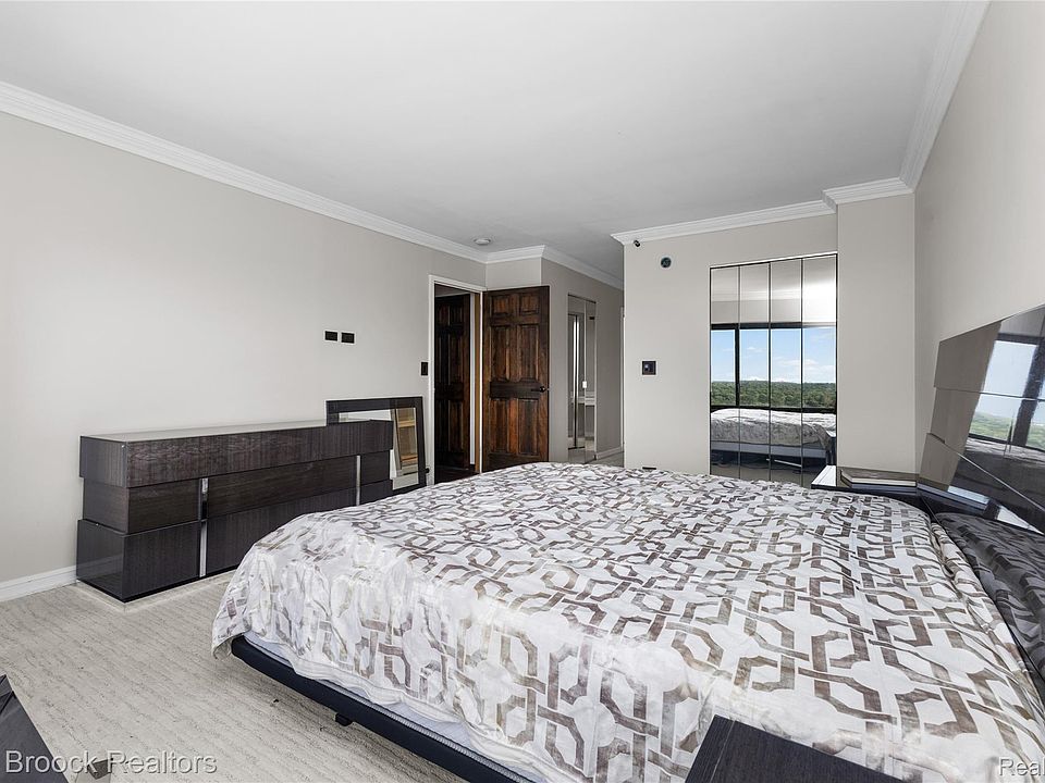 5000 Town Ctr Suite 2605, photo 27