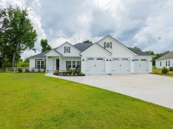 45 Remington Ln, Lakeland, GA 31635