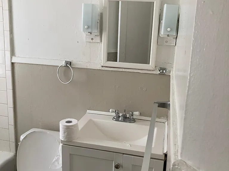 21 Clay St #3 — Photo 9