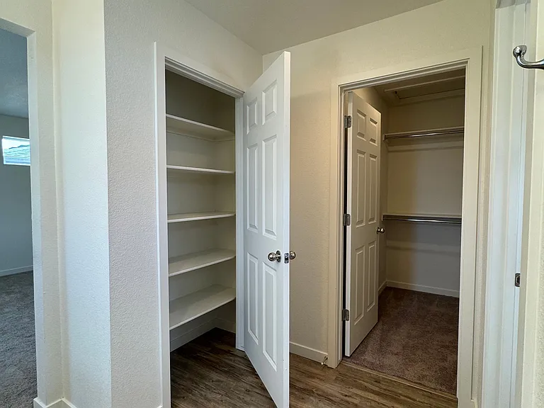 5836 Thurless Ln — Photo 18
