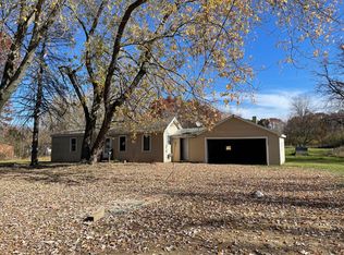 5191 Oakpoint Rd, Jackson, MI 49201