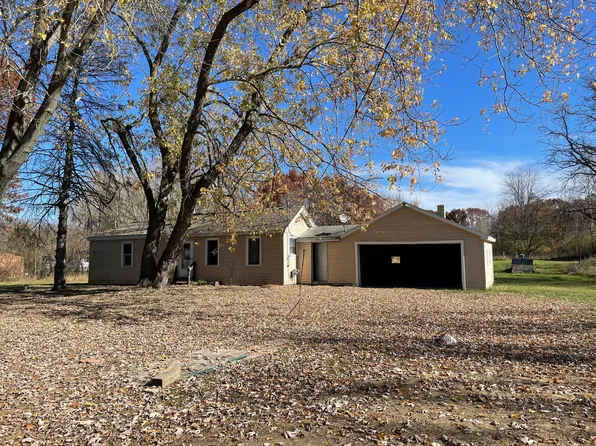 5191 Oakpoint Rd, Jackson, MI 49201