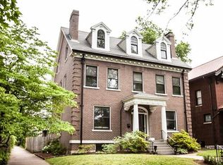 6255 Pershing Ave, Saint Louis, MO 63130