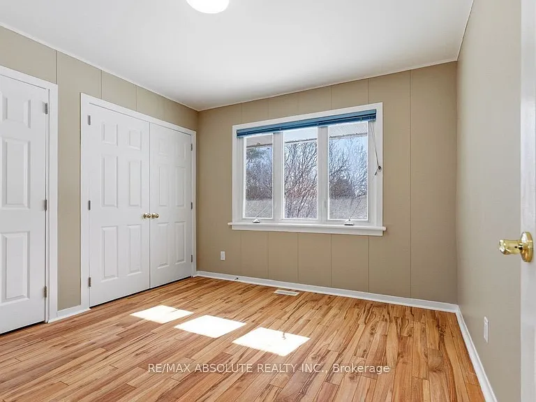 10 Elma St — Photo 10