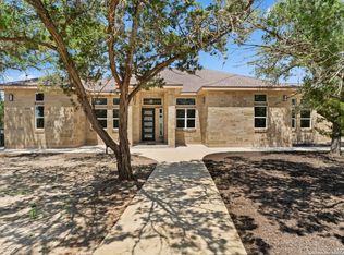 1424 Cattail Dr, Canyon Lake, TX 78133
