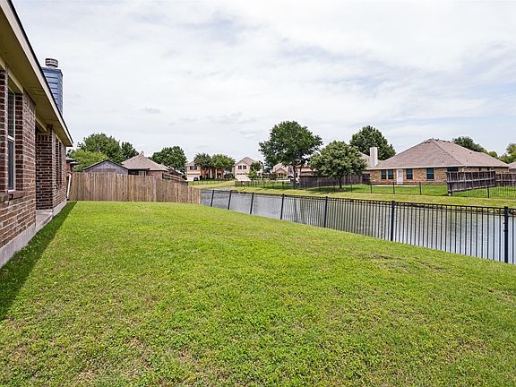3rd image of 1097 Luton Dr