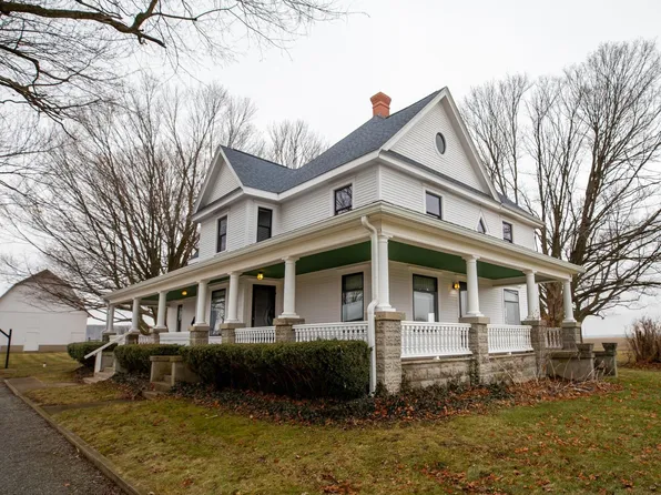 14229 Juniper Rd, Argos, IN 46501