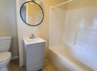 28 Tracy Ave #2, Jewett City, CT 06351