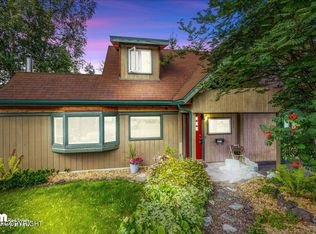 1518 Valarian St, Anchorage, AK 99508