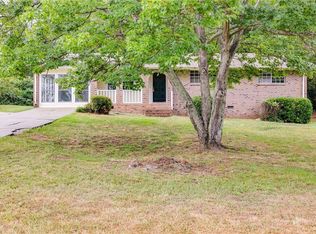 95 Amanda Ct, Stockbridge, GA 30281