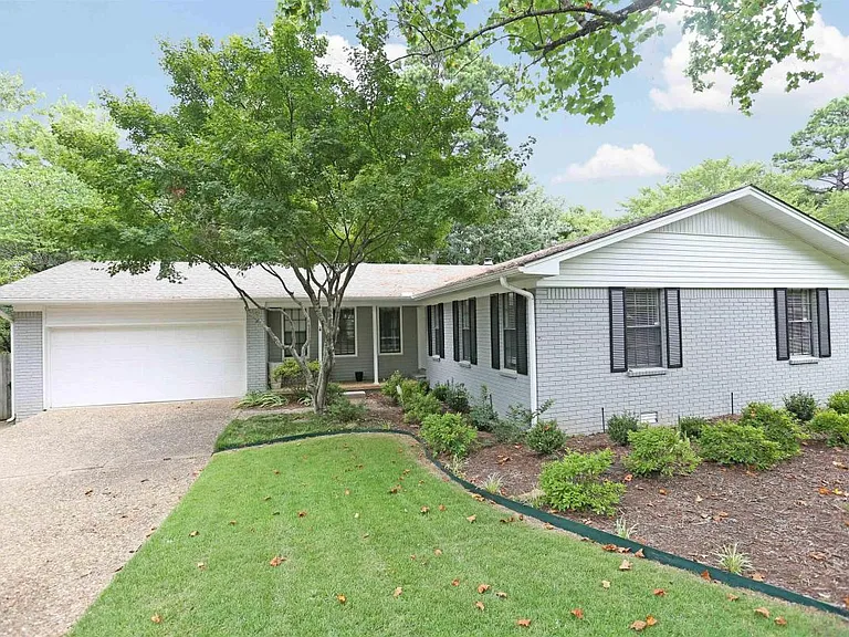 12406 Colleen Dr — Photo 12