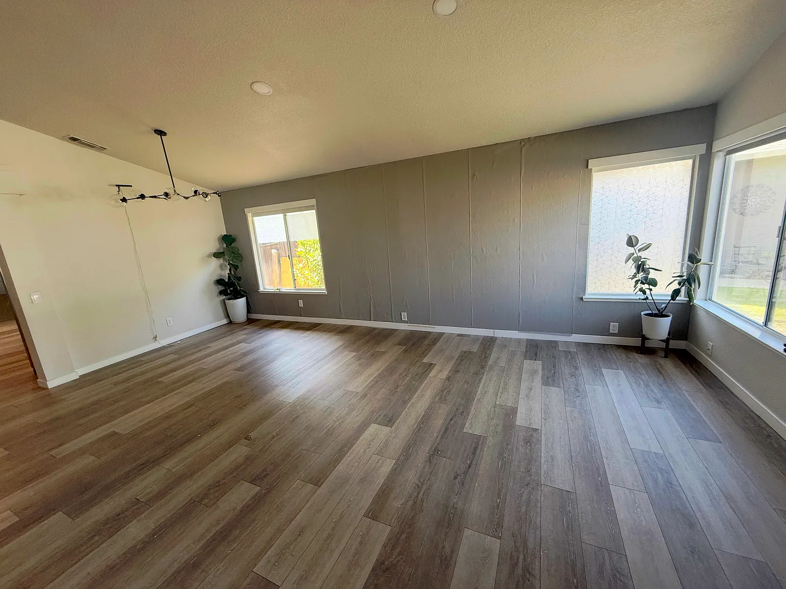 3 bed, 1700 sqft, $2,850 — Photo 4