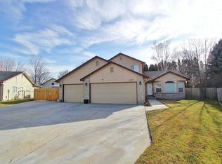 11847 W Lewisburg Ct, Boise, ID 83709