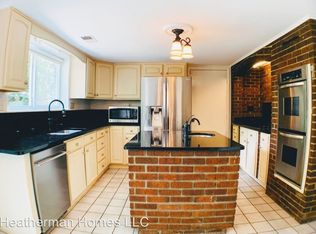 1110 Richmond Dr, Stafford, VA