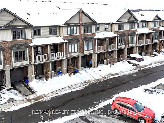 3rd image of 7 Ridgeside Ln