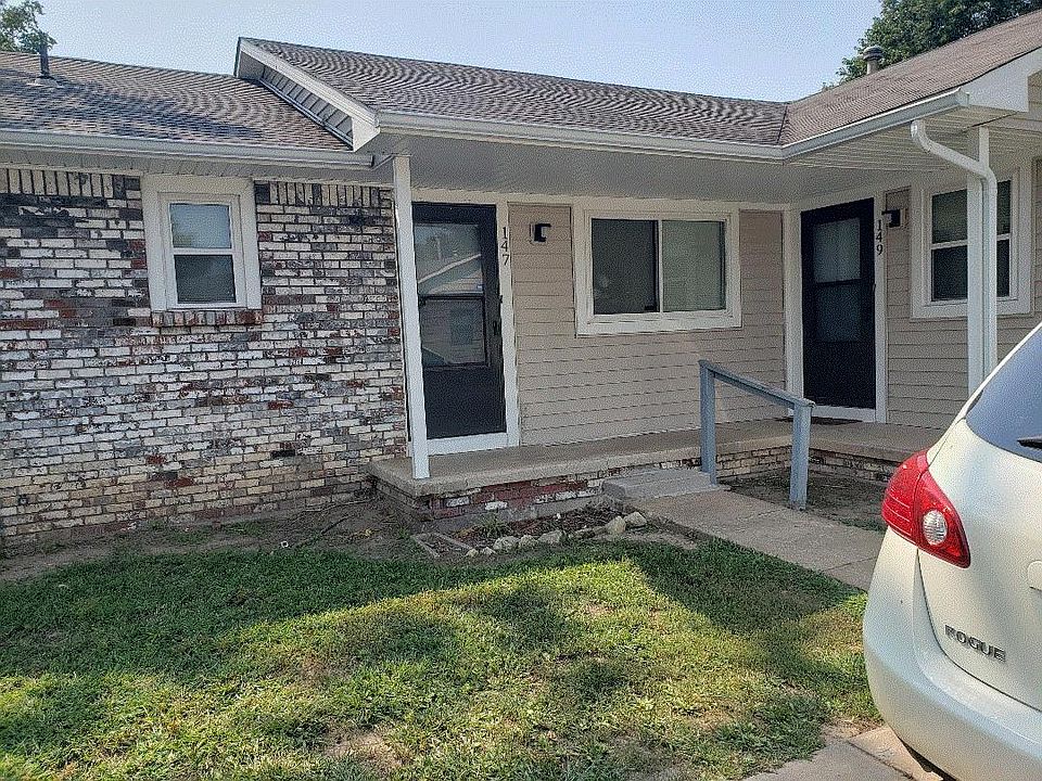 2nd image of 147 N Nevada Ct #147