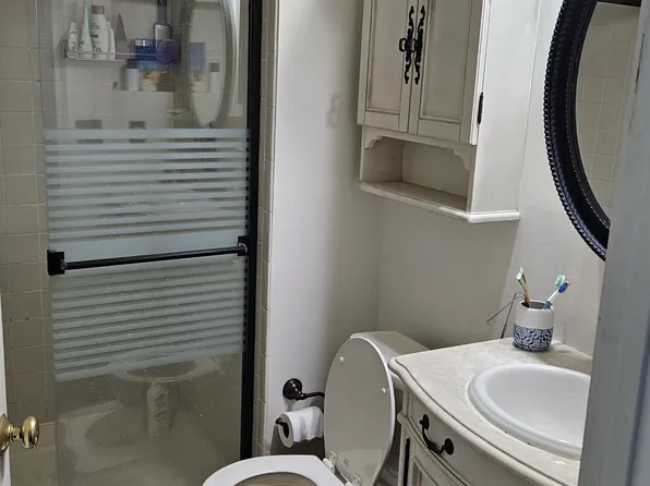 41 Walnut Street image 6 of 10