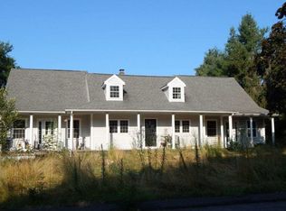 195 Joy Rd, Middlebury, CT 06762