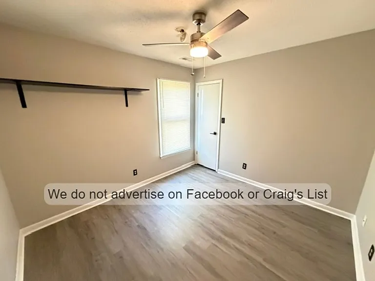 209 Eppingdale Dr — Photo 7