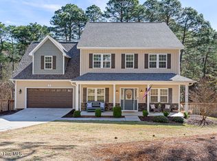 6 Overpeck Ln, Pinehurst, NC 28374