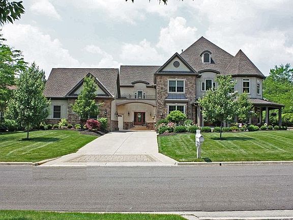 2nd image of 6630 Highland Lakes Pl