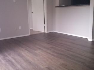 2700 Furrs St APT 119, Arlington, TX 76006