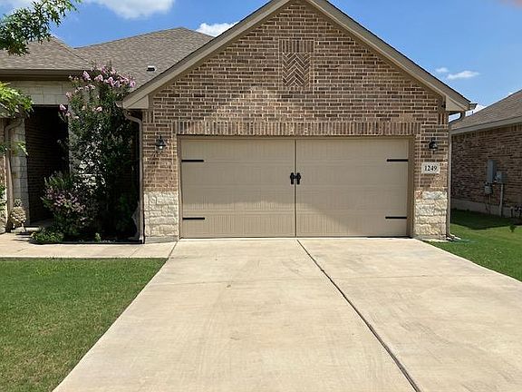2 car Garage