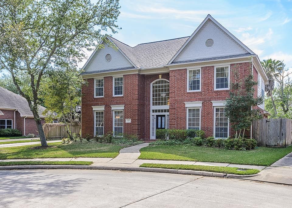 1st image of 11807 Lone Hickory Ct