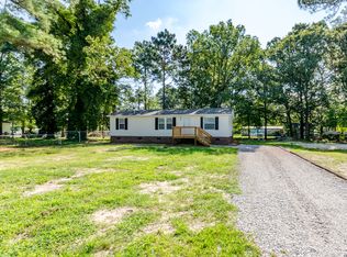 505 Greenwood Rd, Richlands, NC 28574