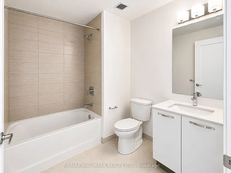 75 James St S #2202 — Photo 13