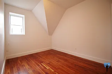 Rented by Next Door Realty NYC