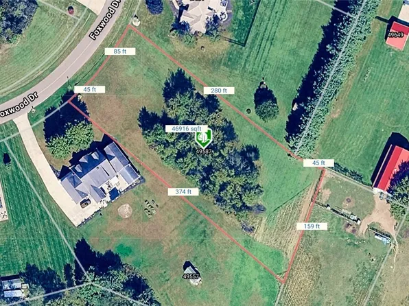 49587 Foxwood Ln, East Palestine, OH 44413