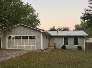 15 Overlook Rd, Searcy, AR 72143