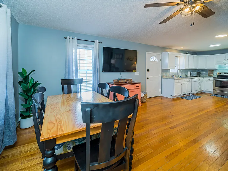 2805 W Oak Island Dr — Photo 9