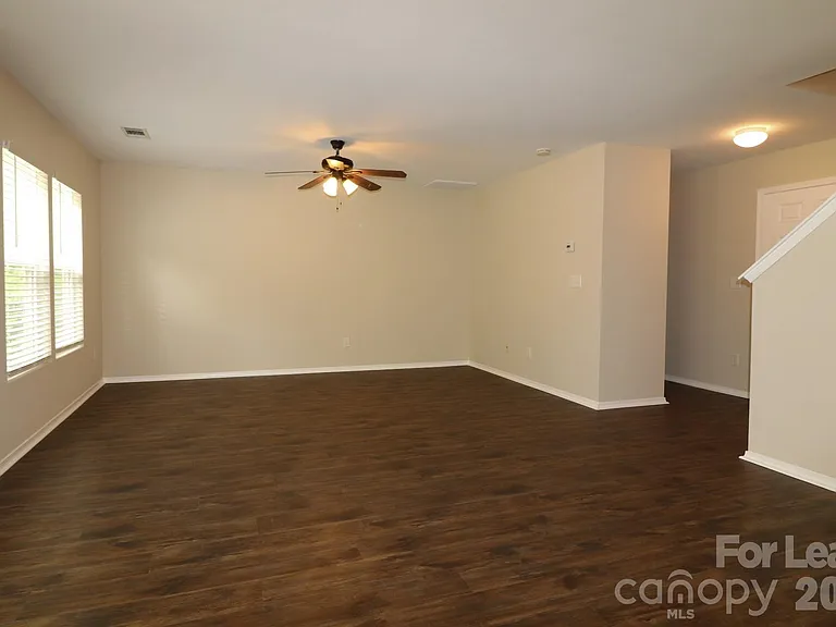 13011 Lake Erie Ln — Photo 11