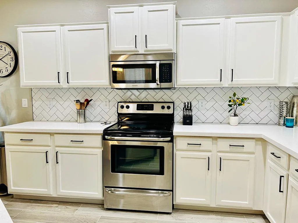 3 bed, 1269 sqft, $3,500 — Photo 4