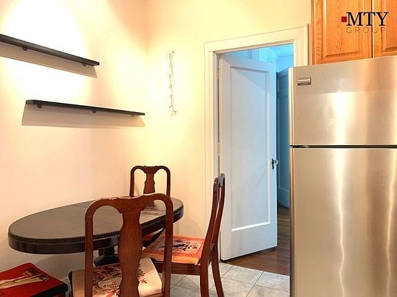 5th image of 45-47 40th St #2RR