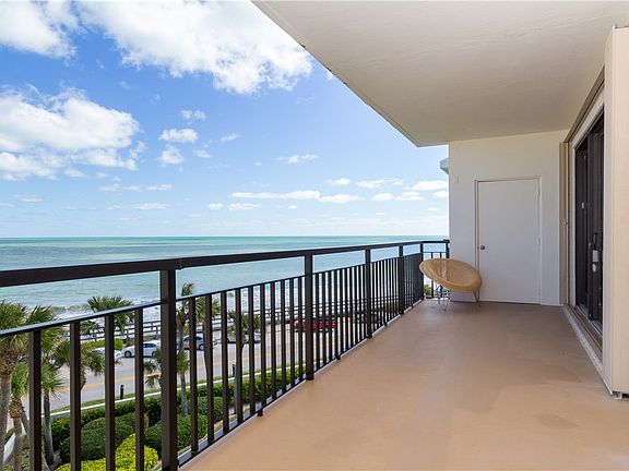 5th image of 4101 Ocean Dr #Penthouse A