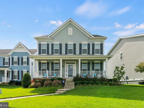 2nd image of 204 Boxelder Dr