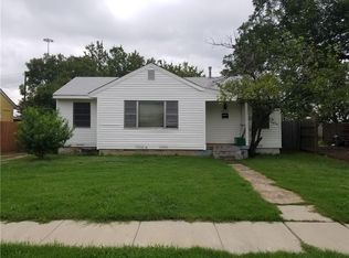 1822 Cherry St, Grand Prairie, TX 75050