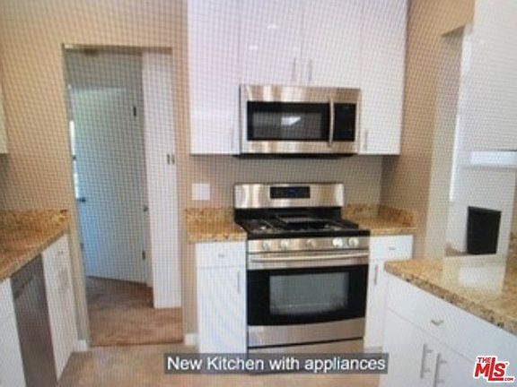 Remodeled Kitchen and newer appliances