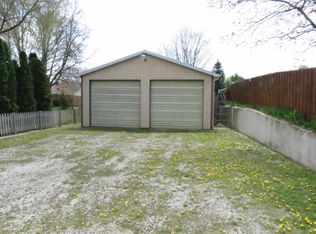 52638 Ruth St, Granger, IN 46530