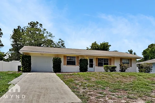 12431 Brookside St Photo 1