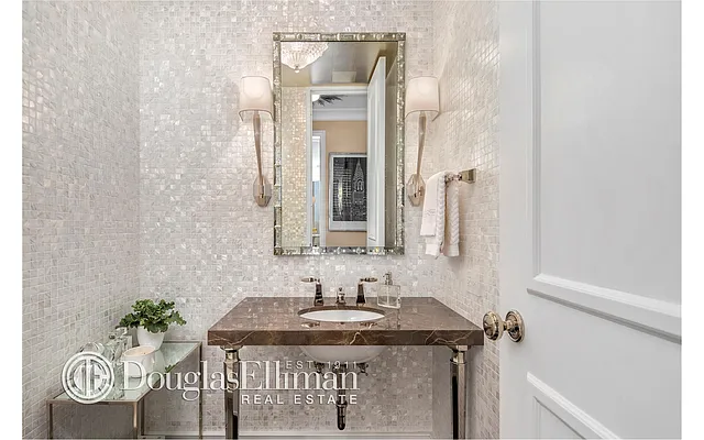 Sold by Douglas Elliman | media 5